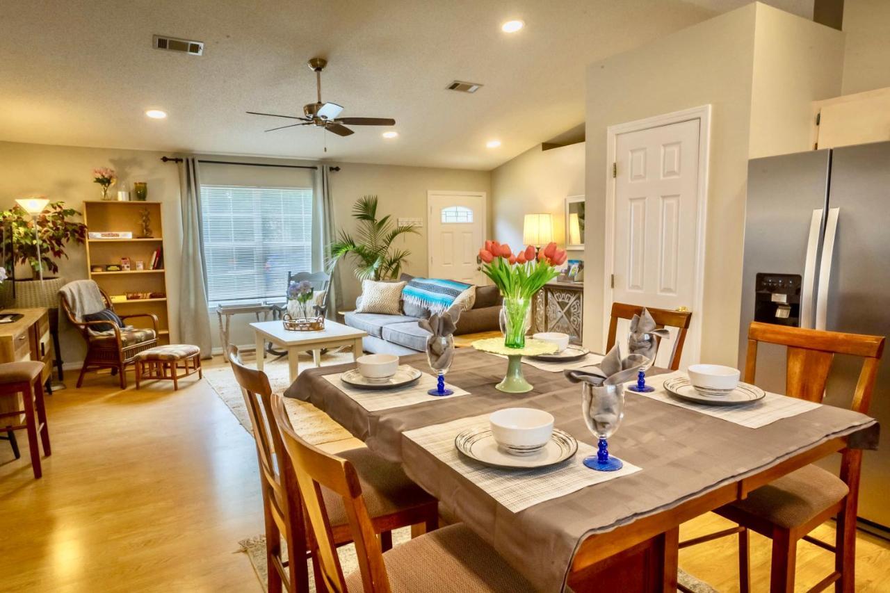 Life'S A Breeze! Updated 3B Home 10 Min To Beach! Gulf Breeze Esterno foto
